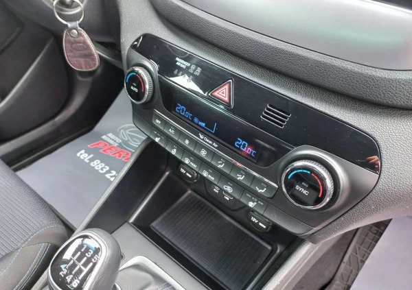Hyundai Tucson cena 69900 przebieg: 109000, rok produkcji 2017 z Węgorzewo małe 301